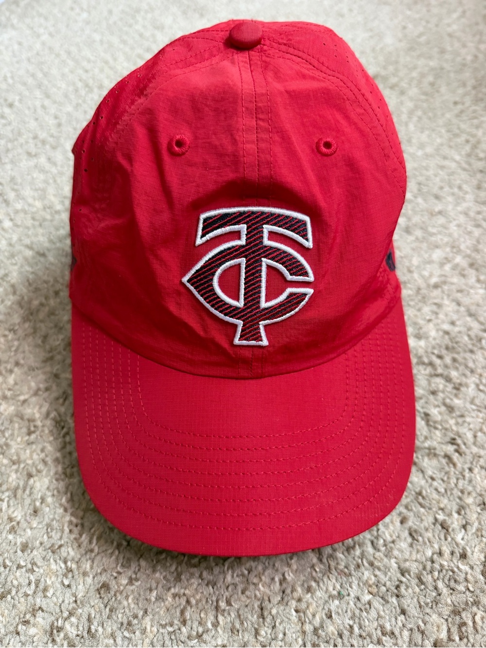 Minnesota Twins Red Embroidered Logo Baseball Cap - Women 47 Brand